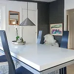 3 Bedroom Amazing In Дом отдыха *