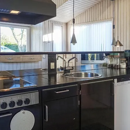 Дом отдыха 3 Bedroom Amazing In